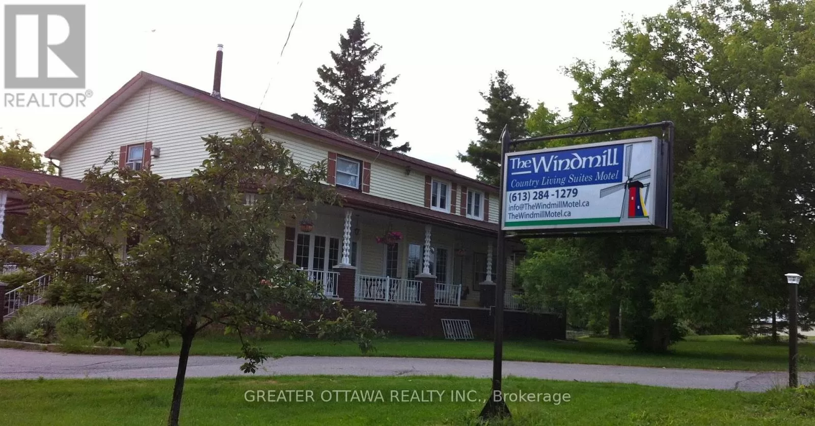 11529 Highway 15 Highway W, Montague, Ontario K7A 4S4