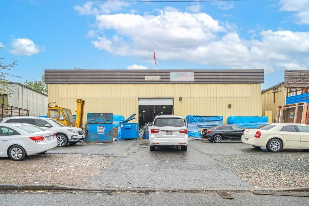 11545 132a Street, Surrey, British Columbia V3R 7S2