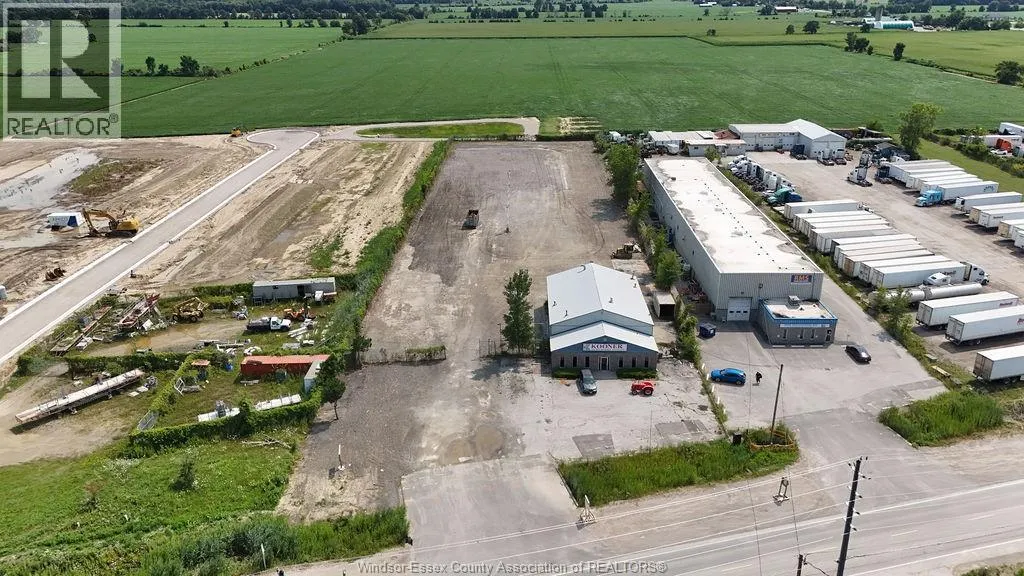 11559 County Rd 42, Tecumseh, Ontario N8N 2M1