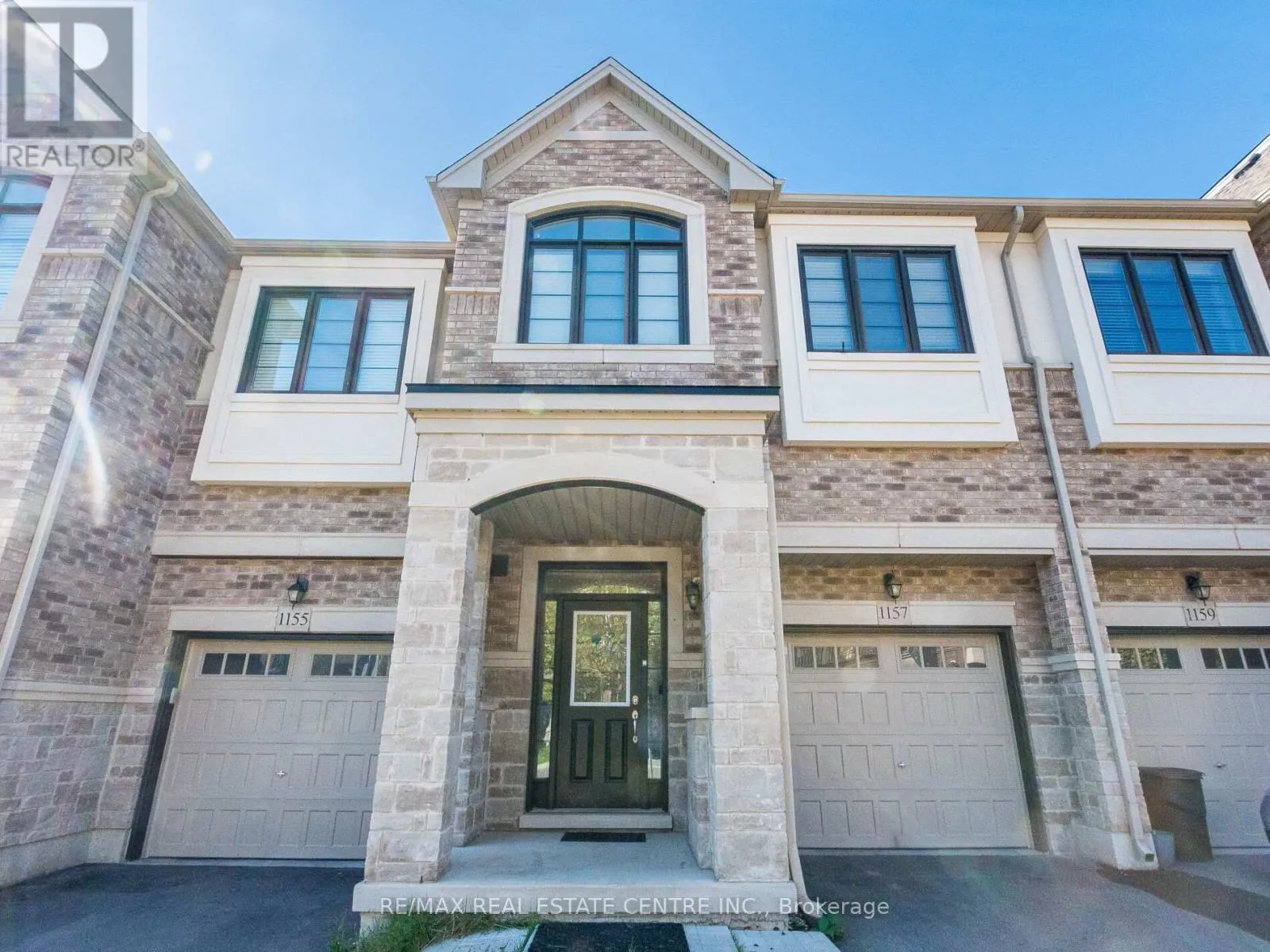 Row / Townhouse for rent: 1157 Restivo Lane, Milton, Ontario L9T 2X5