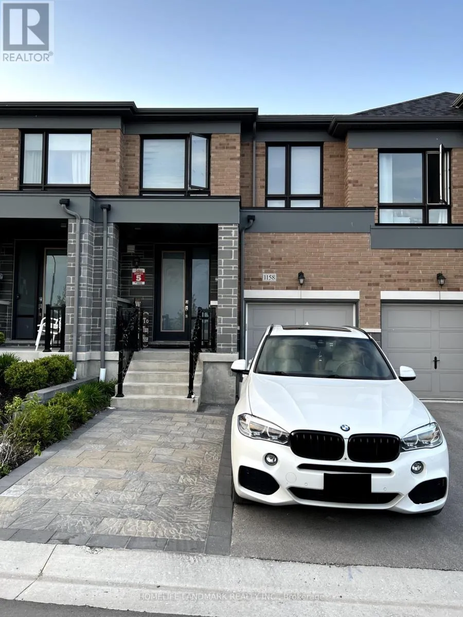 Row / Townhouse for rent: 1158 Drawstring Lane, Pickering, Ontario L1X 0G7