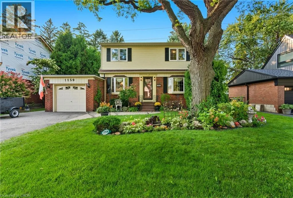 House for rent: 1159 Greening Avenue, Mississauga, Ontario L4Y 1H3