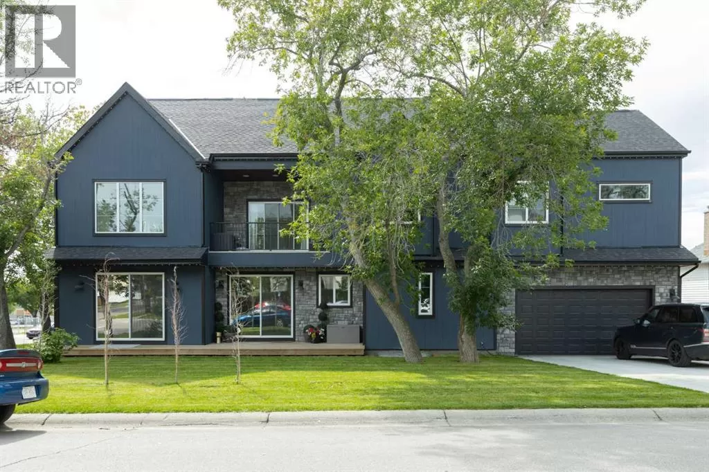 House for rent: 116 Centre Avenue Ne, Airdrie, Alberta T4B 0B4