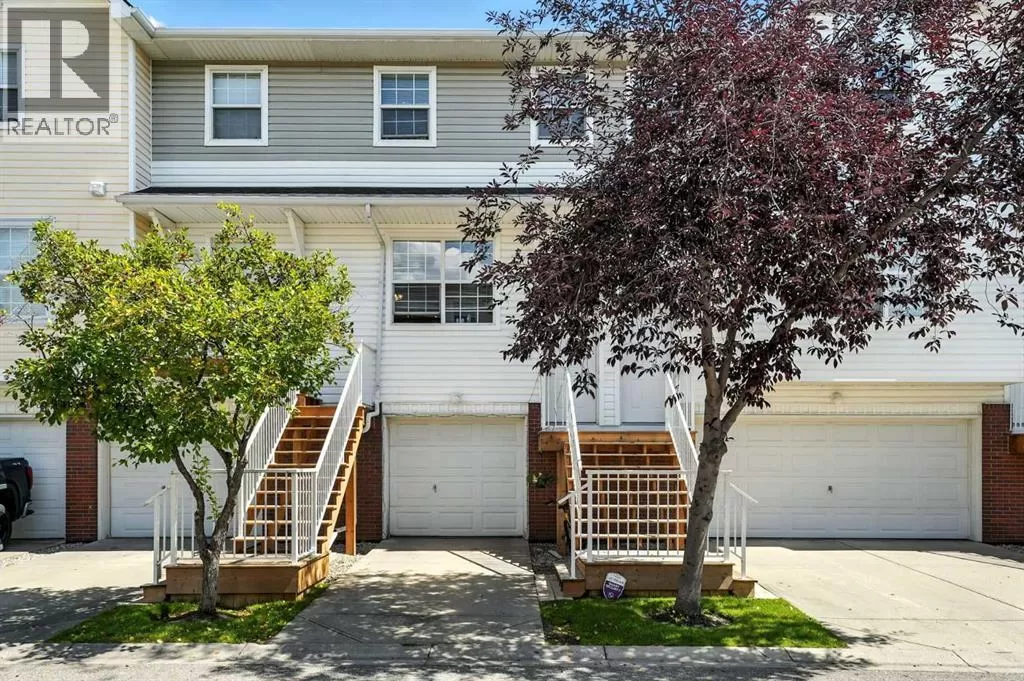 Row / Townhouse for rent: 116 Prestwick Acres Lane Se, Calgary, Alberta T2Z 3Y3