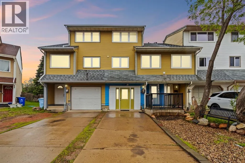 Duplex for rent: 116 Wallace Place, Fort McMurray, Alberta T9H 4P9