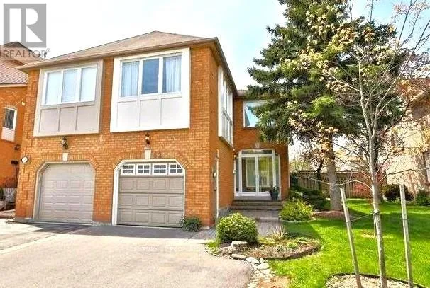 Row / Townhouse for rent: 1162 Leewood Drive, Oakville, Ontario L6M 3B9