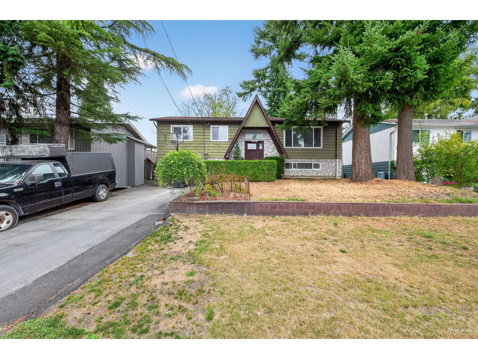 House for rent: 11677 81a Avenue, Delta, British Columbia V3C 2A8