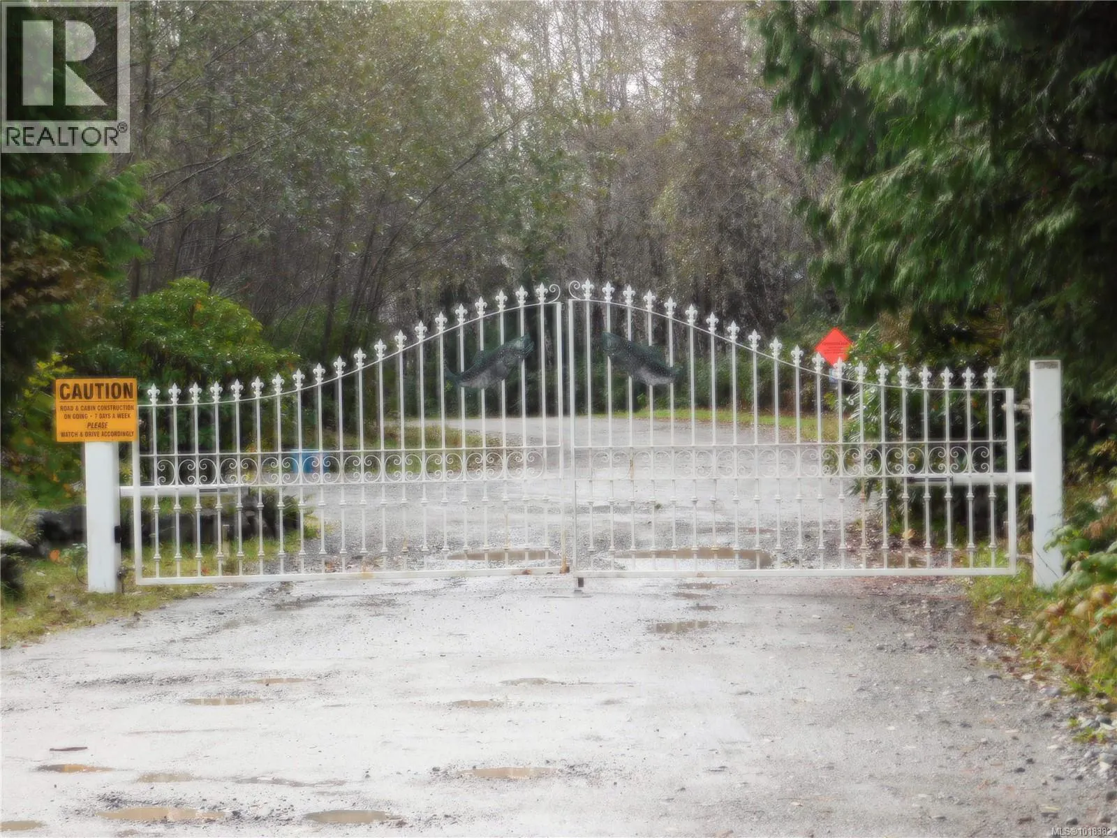 1169 First St, Ucluelet, British Columbia V0R 3A0