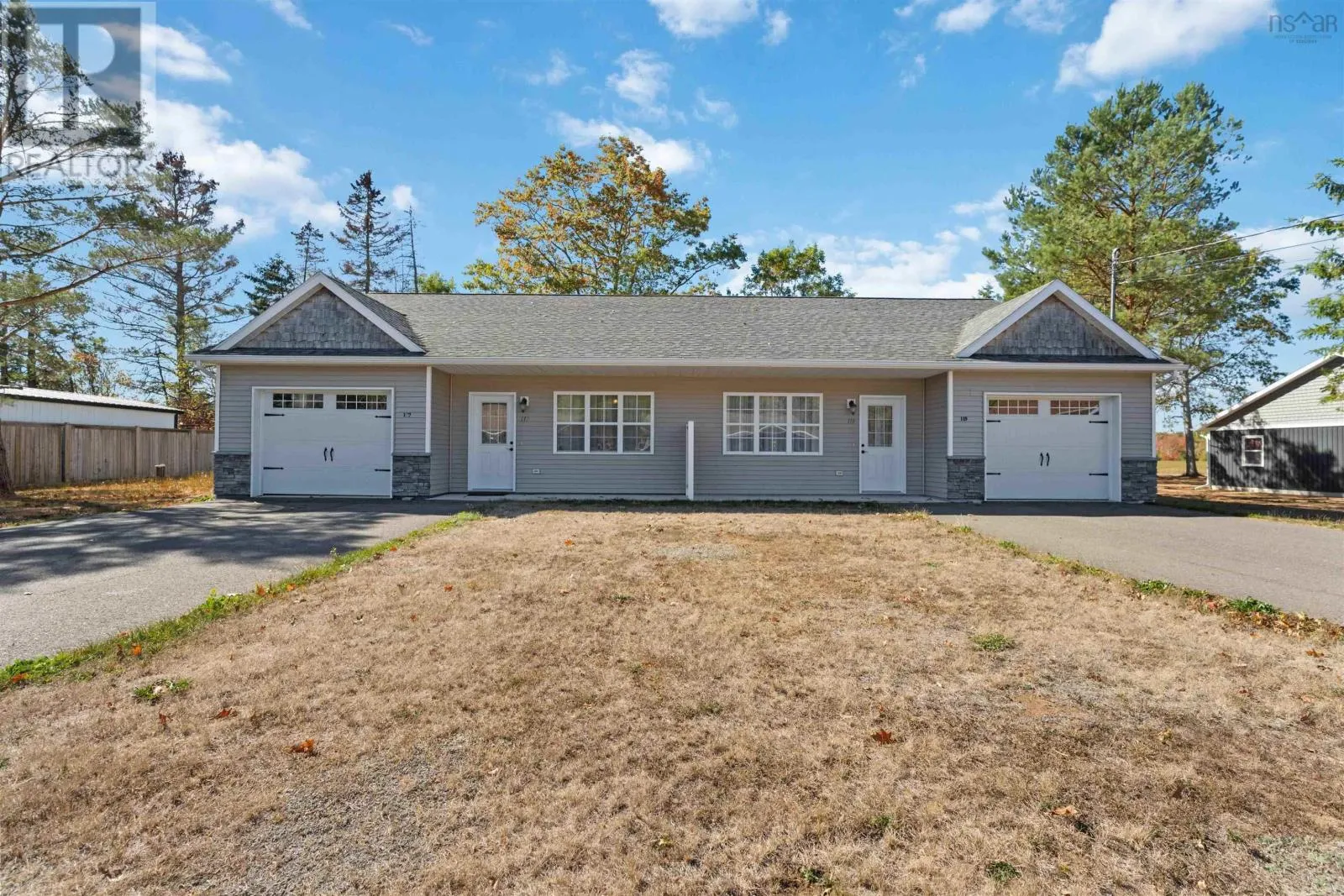 Duplex for rent: 117 & 119 Fairview Drive, Nictaux, Nova Scotia B0S 1P0