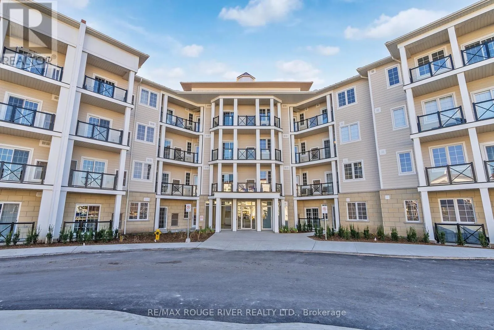 Apartment for rent: 117 - 50 Lakebreeze Drive, Clarington, Ontario L1B 0V9