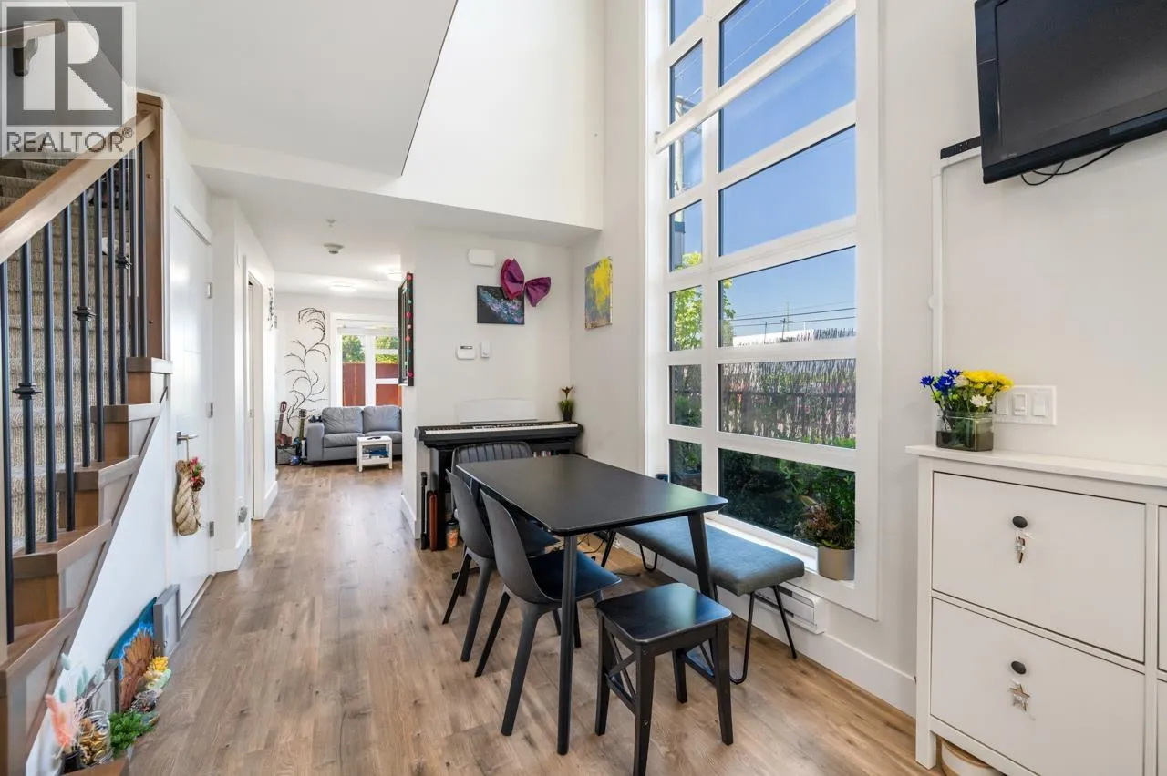 Row / Townhouse for rent: 117 7499 6th Street, Burnaby, British Columbia V3N 0G3