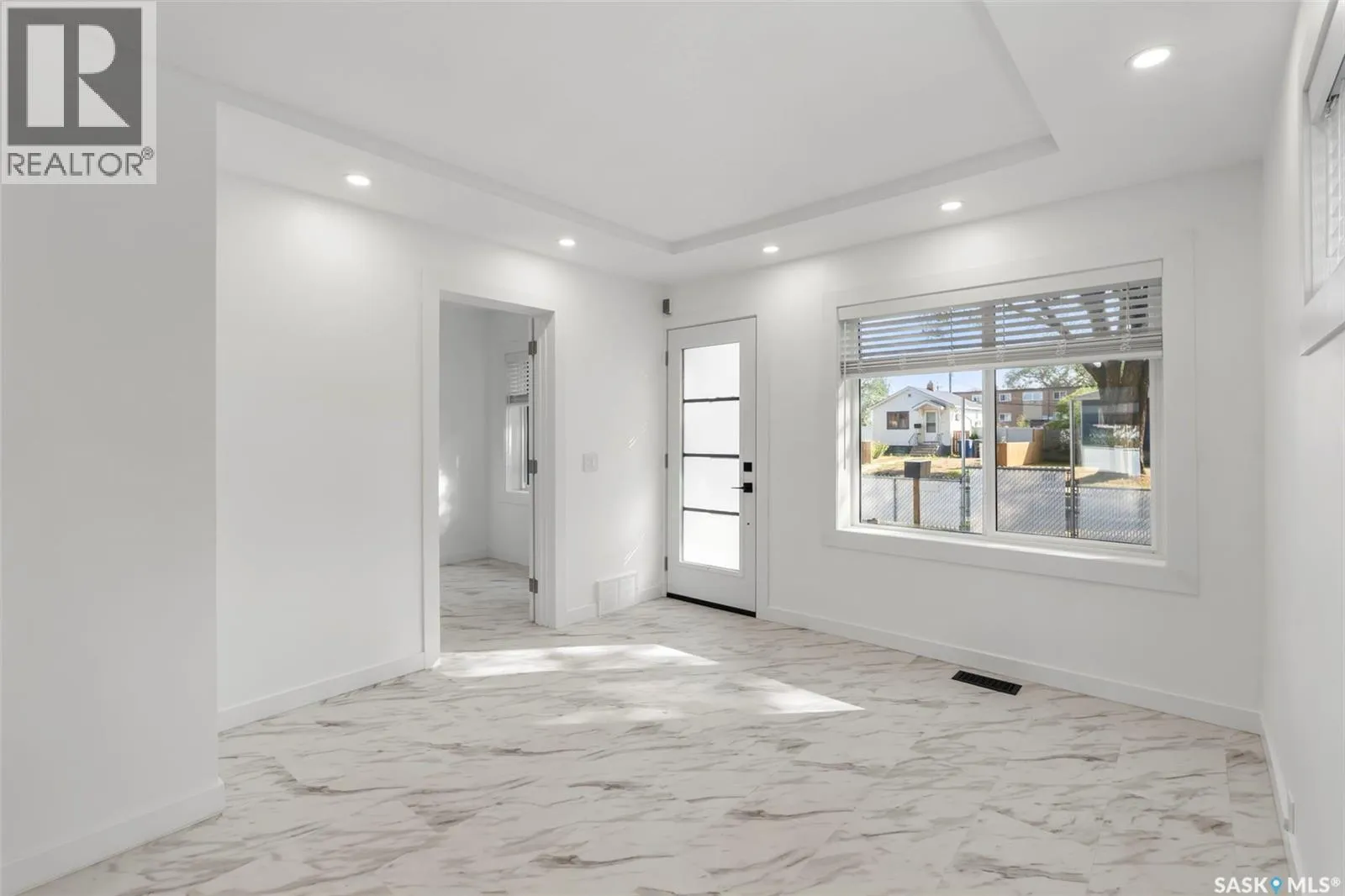 House for rent: 117 U Avenue S, Saskatoon, Saskatchewan S7M 3B9