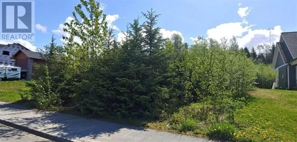 117 Wakita Avenue, Kitimat, British Columbia V8C 2S2