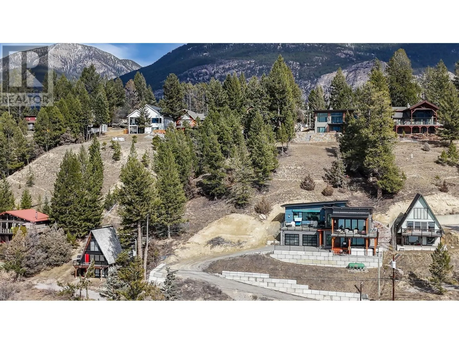 Other for rent: 1172 Baltac Road, Windermere, British Columbia V0A 1K3