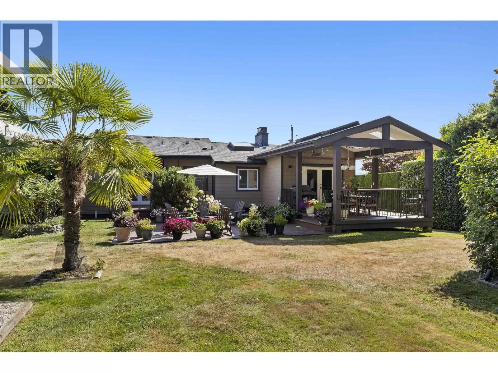 House for rent: 1175 Gordon Avenue, West Vancouver, British Columbia V7T 1P8