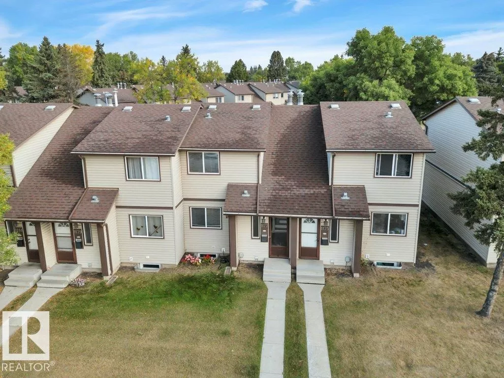 Row / Townhouse for rent: 1177 Hooke Rd Nw, Edmonton, Alberta T5A 4A5