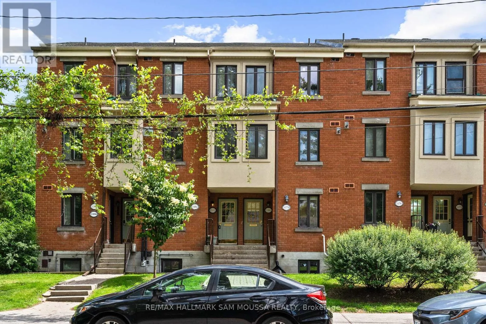 Row / Townhouse for rent: 1178 Blasdell Avenue, Ottawa, Ontario K1K 4H5