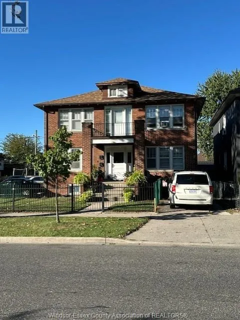 Fourplex for rent: 1179 Howard Avenue Unit# 3, Windsor, Ontario N9A 1S6