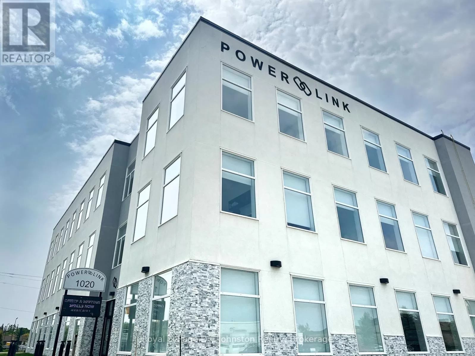 Offices for rent: 118 - 1020 Goderich Street, Saugeen Shores, Ontario N0H 2C3