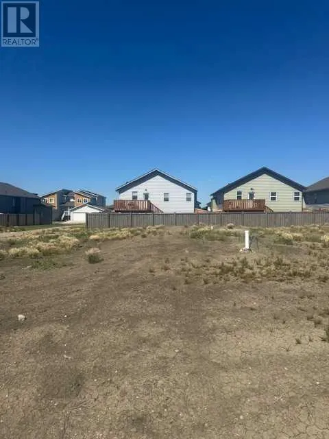 118, 11850 84 Avenue, Grande Prairie, Alberta T8W 0M4