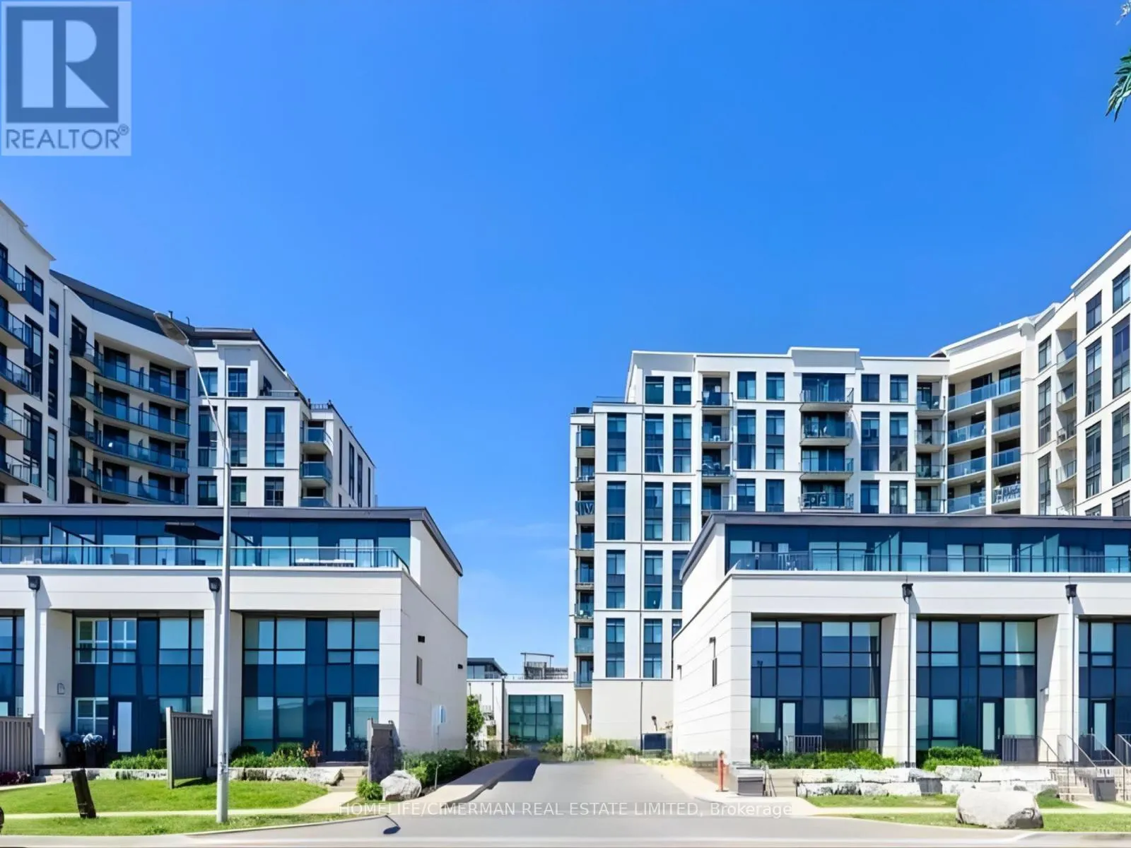 Row / Townhouse for rent: 118 - 12 Woodstream Boulevard, Vaughan, Ontario L4L 8C3