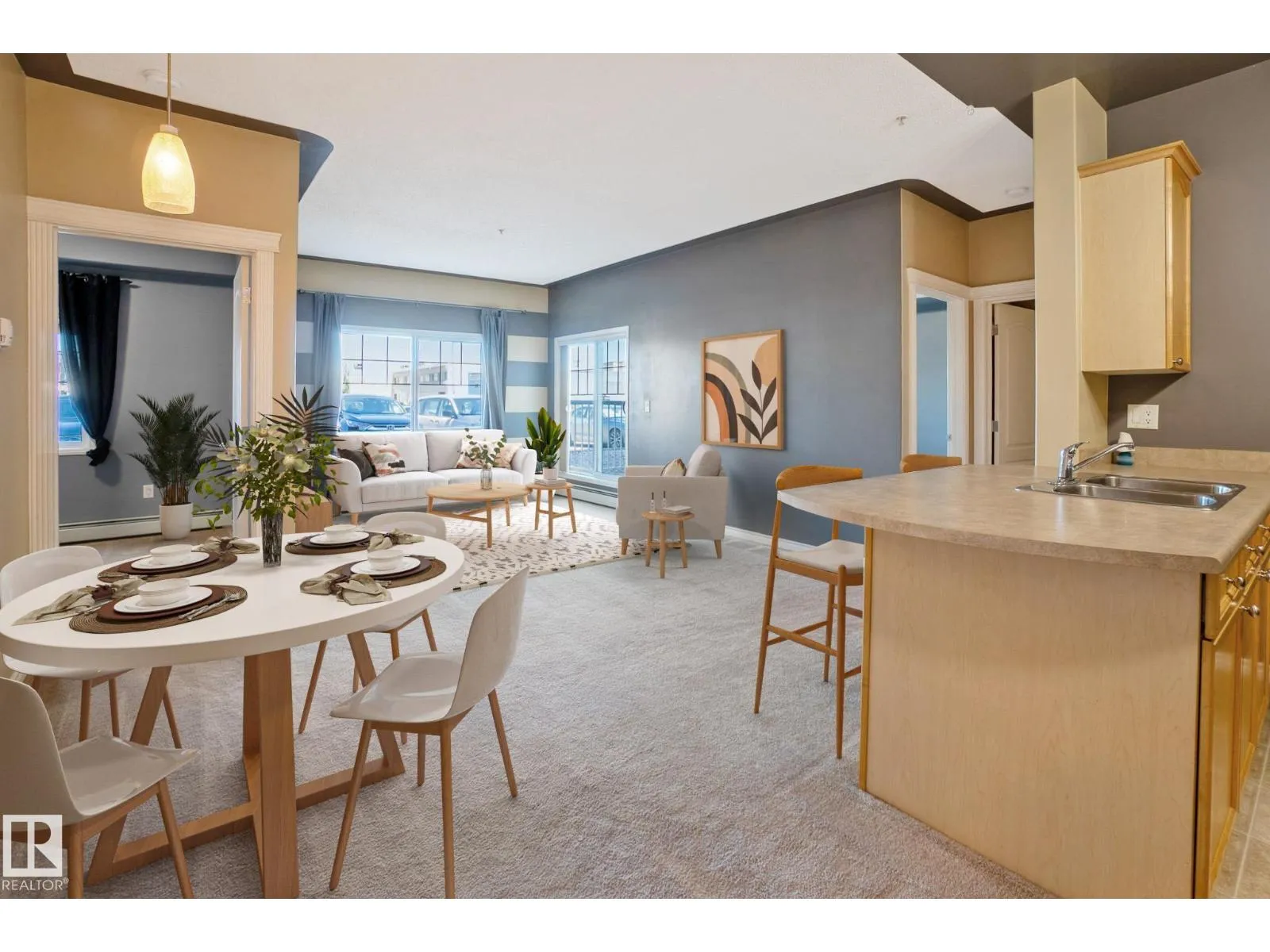 Apartment for rent: #118 16807 100 Av Nw, Edmonton, Alberta T5P 4Z6