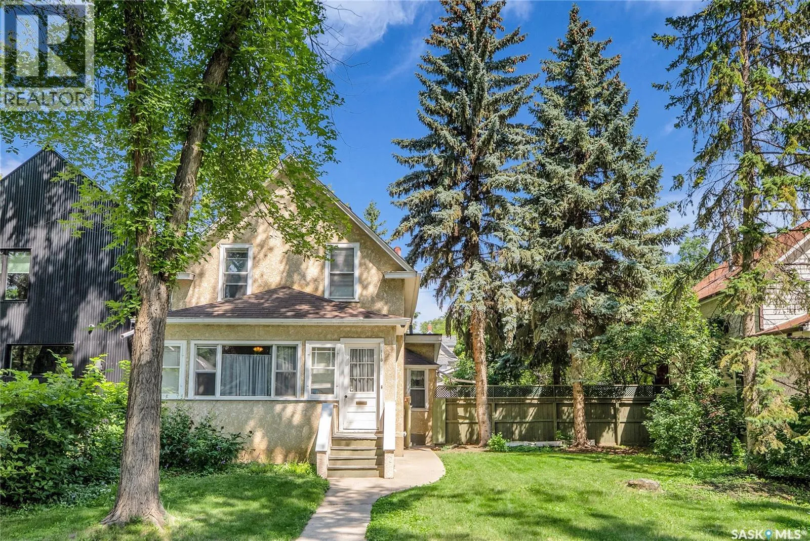 House for rent: 118 28th Street W, Saskatoon, Saskatchewan S7L 0K2