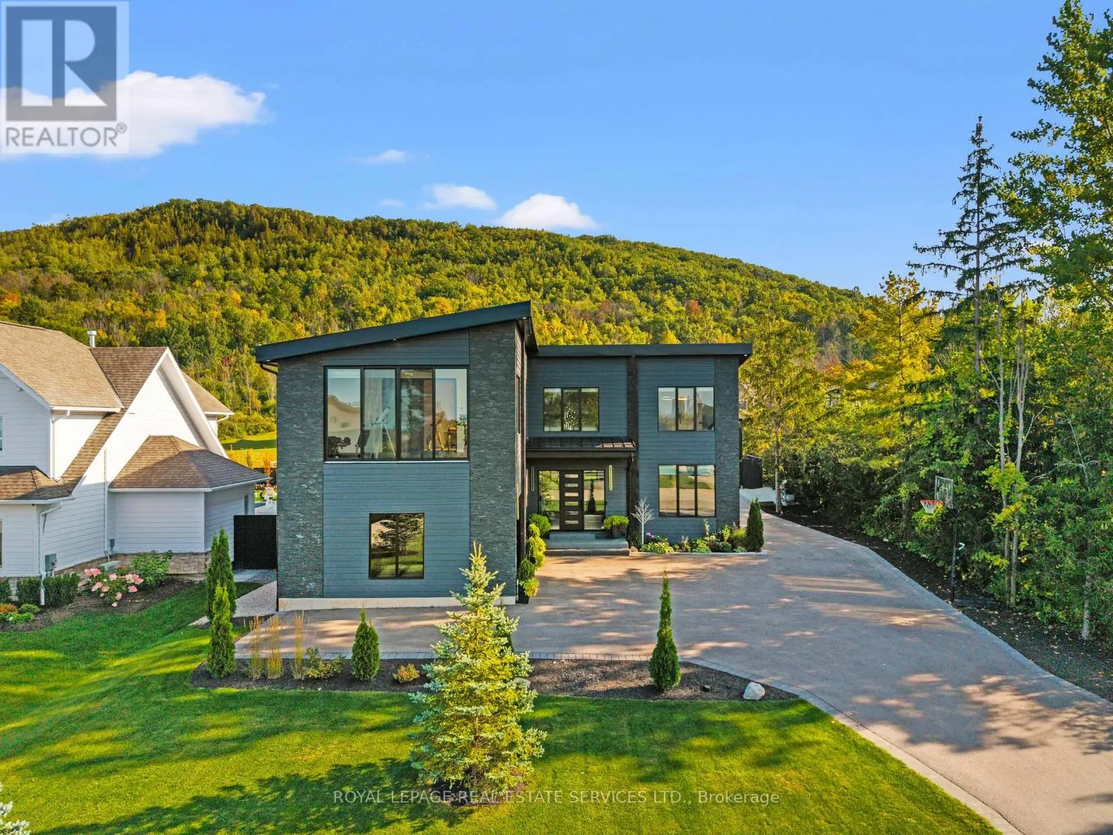 House for rent: 118 Barton Boulevard, Blue Mountains, Ontario N0H 1J0