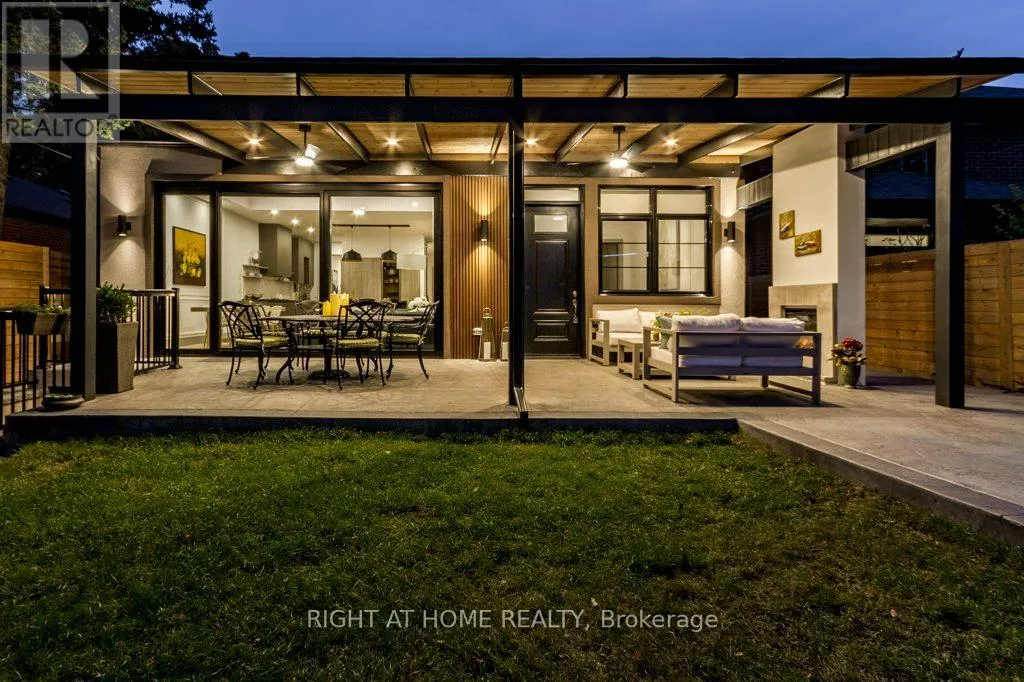 House for rent: 118 Martin Grove Road, Toronto, Ontario M9B 4K5