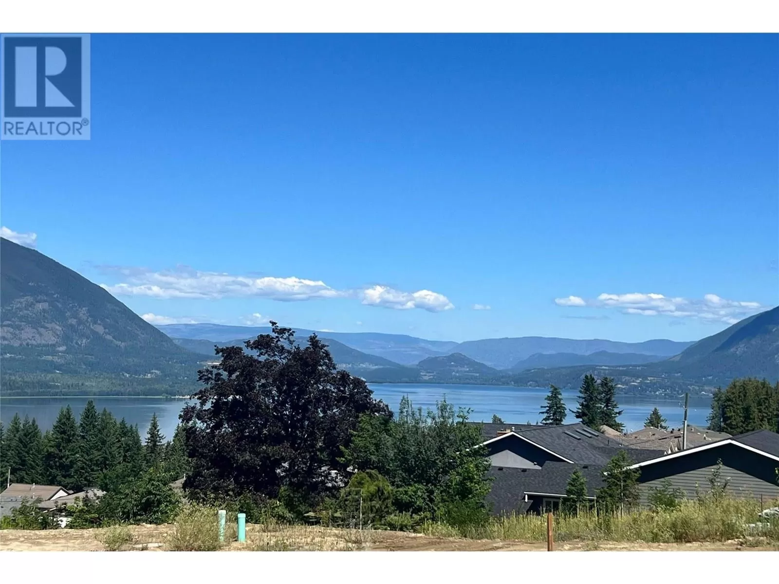 Other for rent: 1181 16 Avenue Se, Salmon Arm, British Columbia V1E 2R5