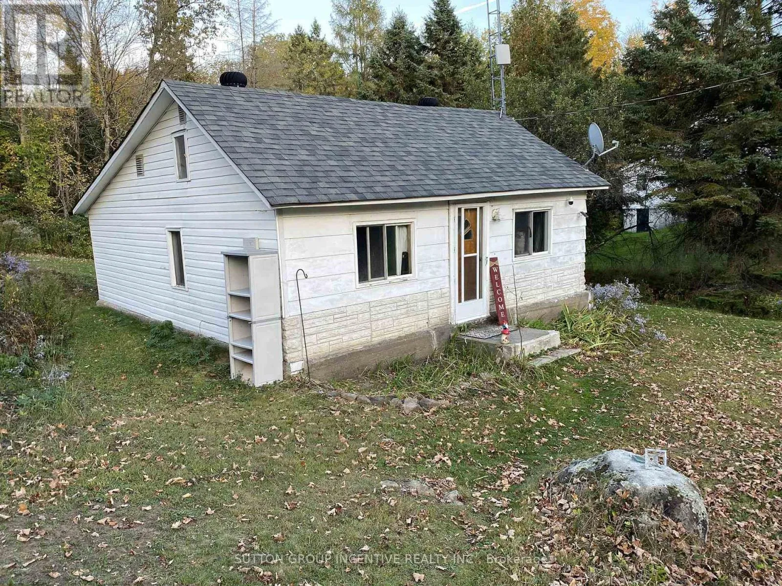 House for rent: 11823 Hwy 118, Dysart et al, Ontario K0M 1S0