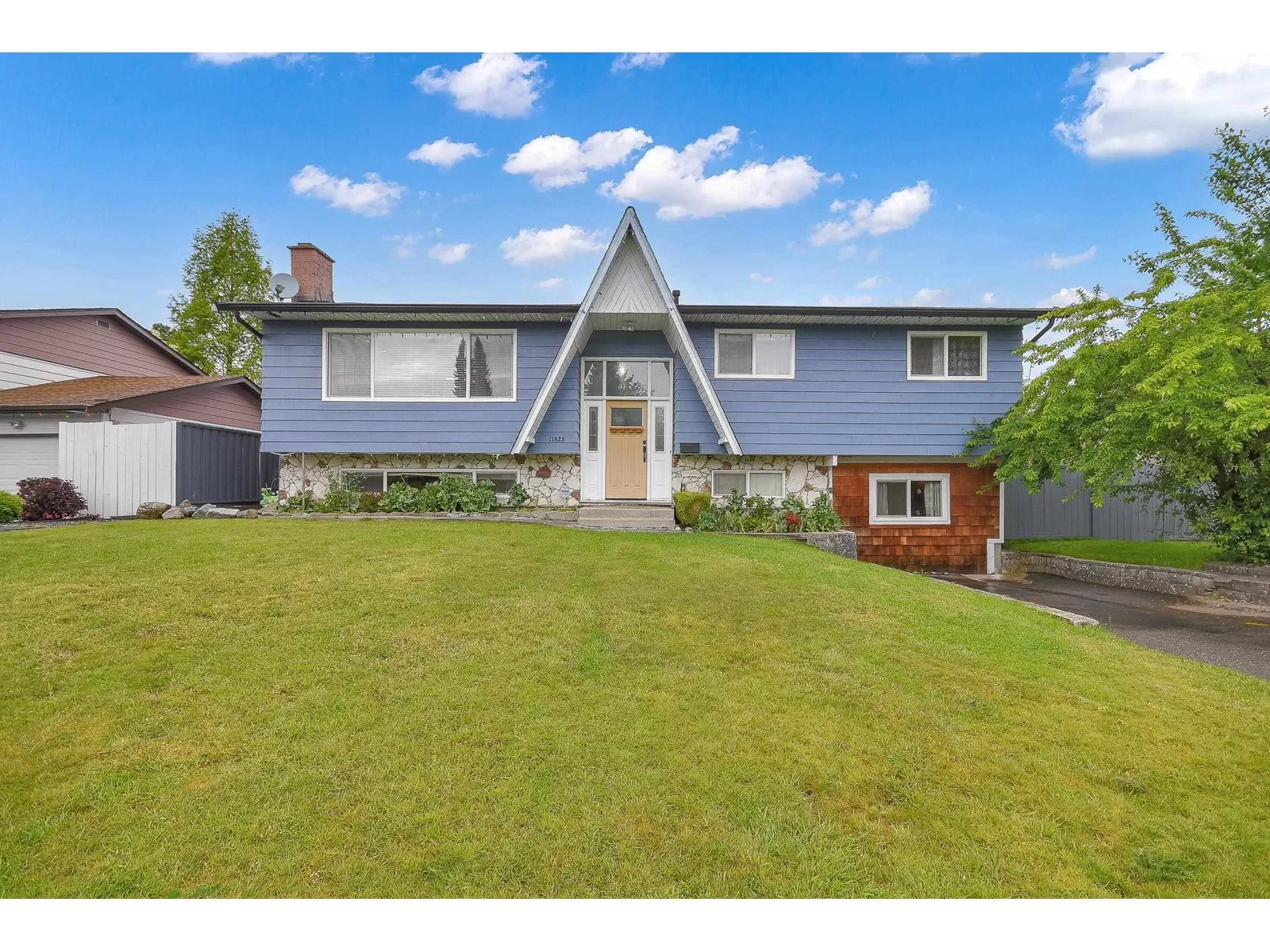 House for rent: 11823 S Cowley Drive, Delta, British Columbia V4E 1W3