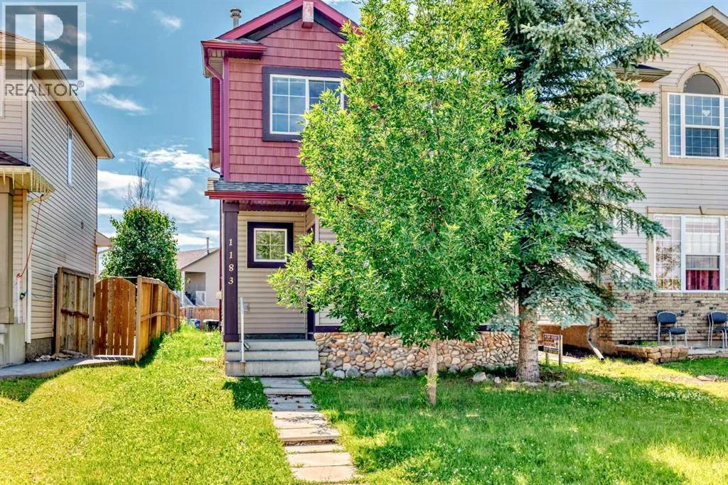 House for rent: 1183 Everridge Drive Sw, Calgary, Alberta T2Y 4T2