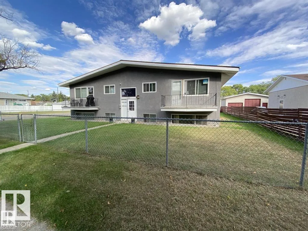 Fourplex for rent: 11839 45 St Nw, Edmonton, Alberta T5W 2T3