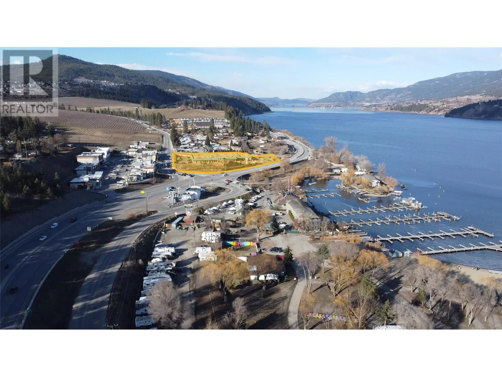 Retail for rent: 11852 Highway 97 Unit# 18 & 19, Lake Country, British Columbia V4V 1E3