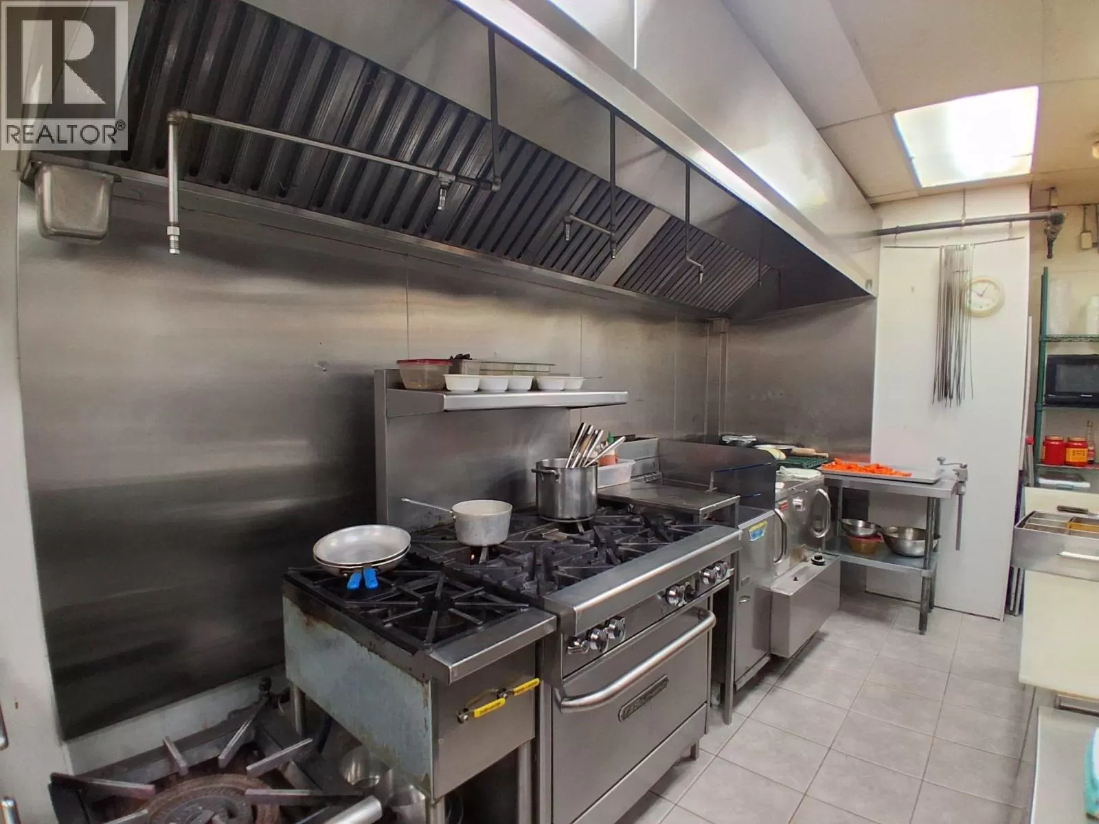 11857 Confidential Street, Maple Ridge, British Columbia V0V 0V0