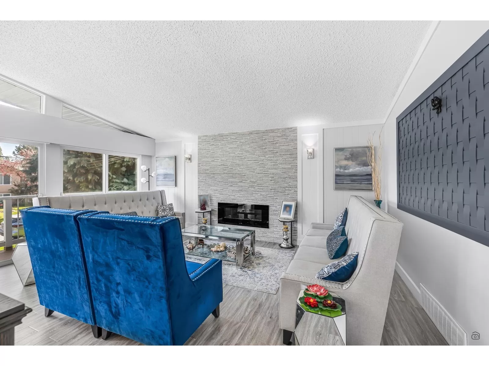 House for rent: 11862 Gilmour Crescent, Delta, British Columbia V4C 1L1