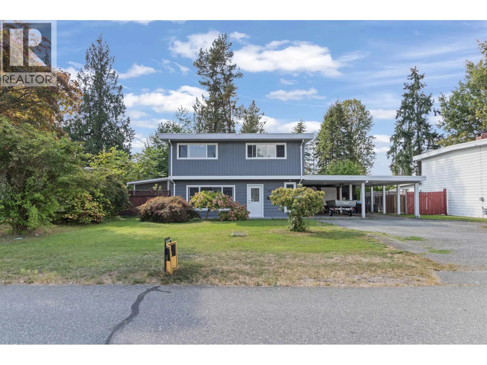 House for rent: 11867 Hawthorne Street, Maple Ridge, British Columbia V2X 6V5