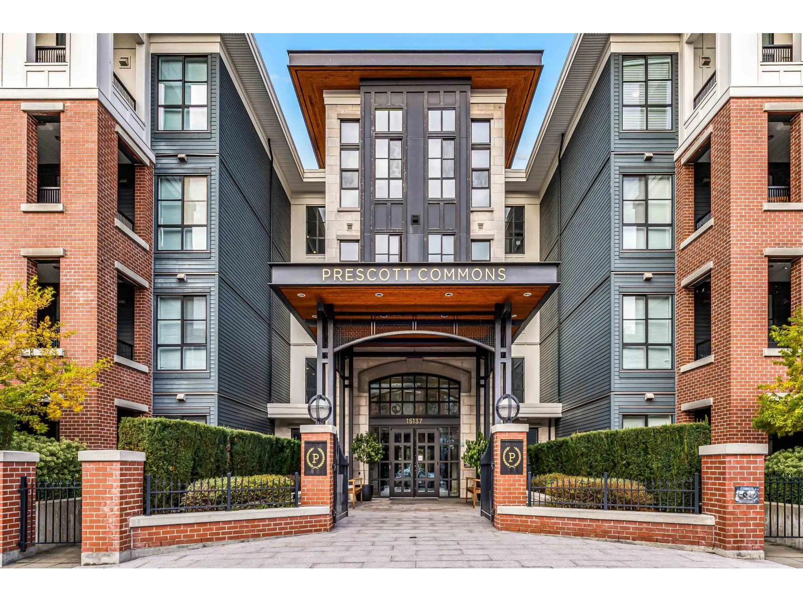 Apartment for rent: 119 15137 33 Avenue, Surrey, British Columbia V3Z 0Y1