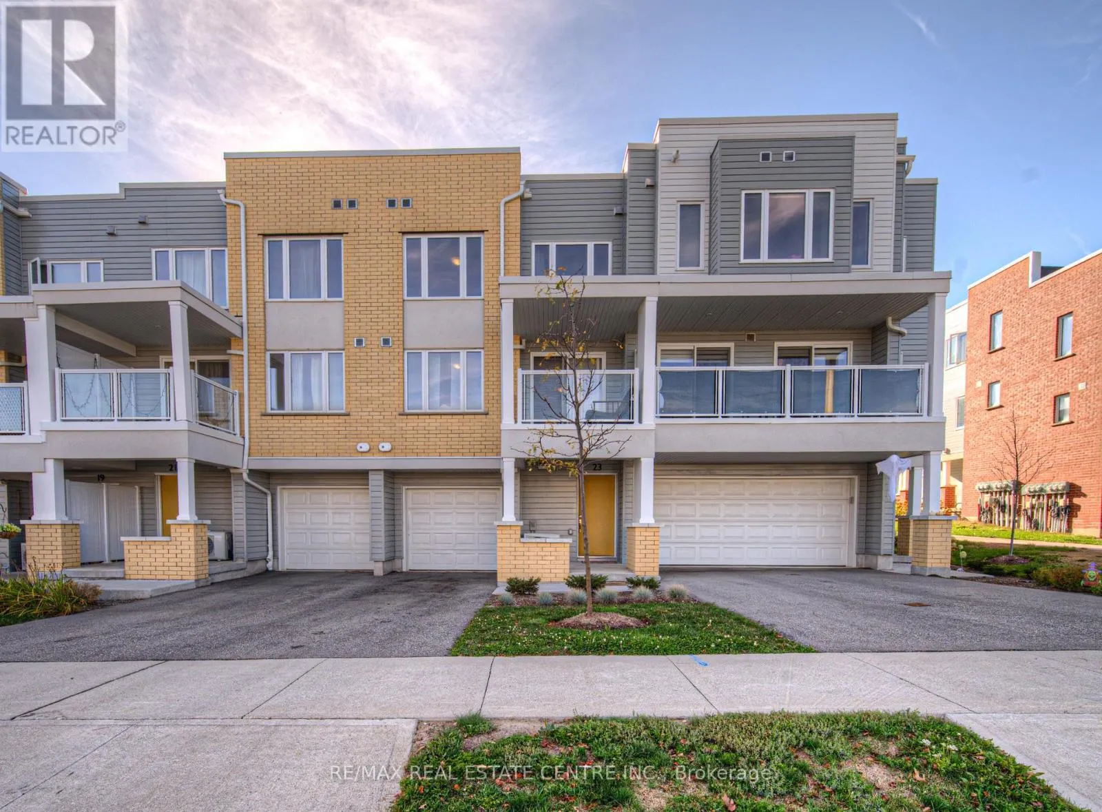 Row / Townhouse for rent: 119 - 23 Valencia Avenue E, Kitchener, Ontario N2R 0R7