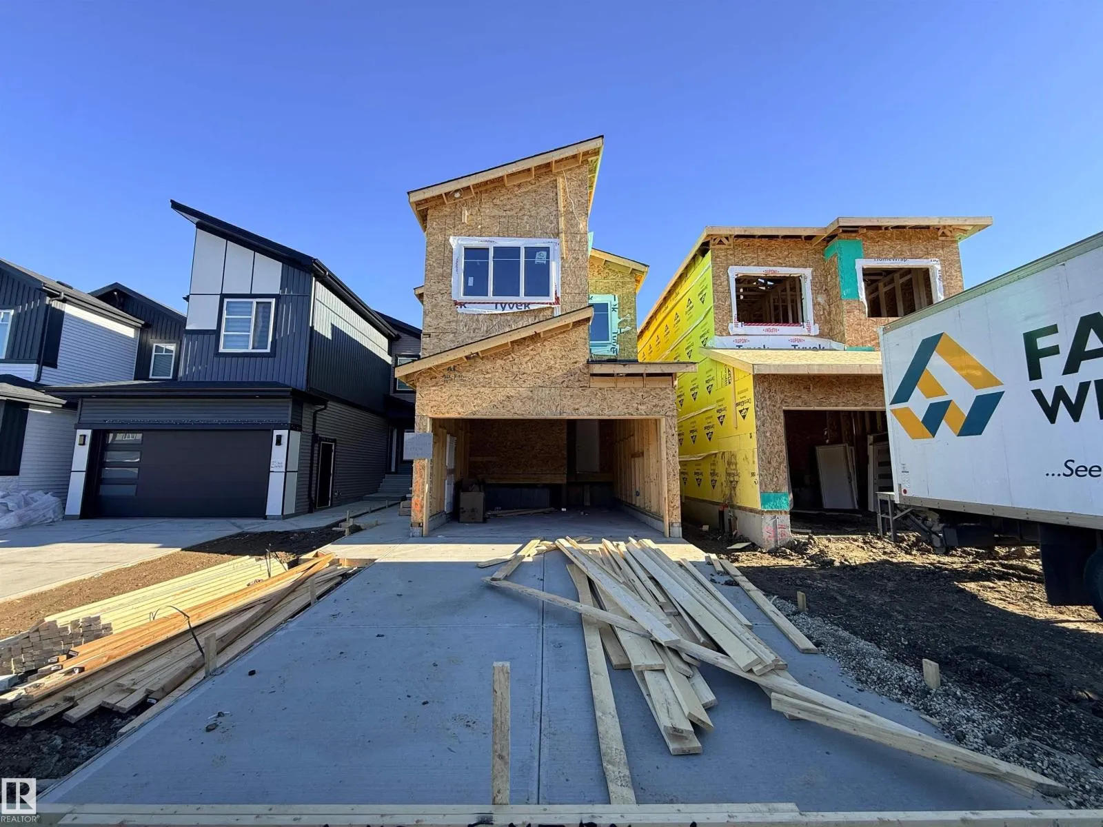 House for rent: 119 24 St Sw Sw, Edmonton, Alberta T6X 3K4