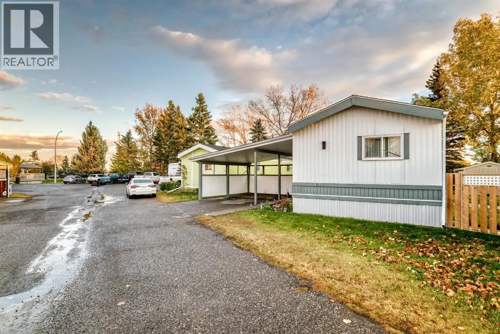 Mobile Home for rent: 119 Home Bay Se, High River, Alberta T1V 1J8