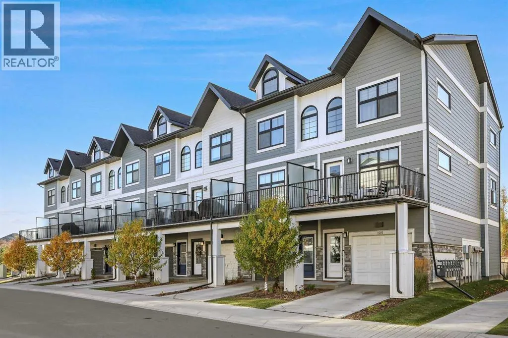 Row / Townhouse for rent: 119 Les Jardins Park Se, Calgary, Alberta T2C 5V3