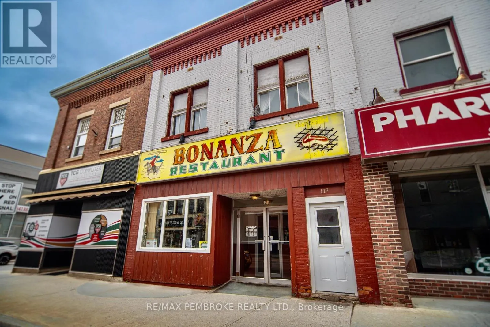 119 Pembroke Street W, Pembroke, Ontario K8A 5M7