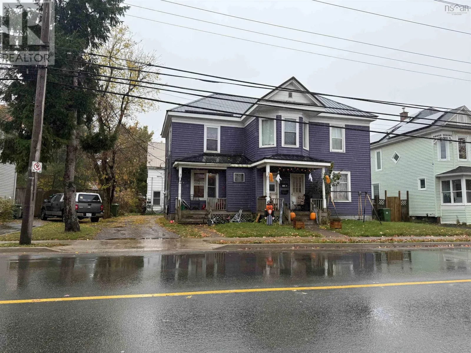 Fourplex for rent: 1190/1192 Prince Street, Truro, Nova Scotia B2N 1J4