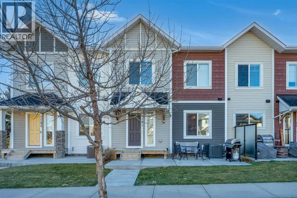 Row / Townhouse for rent: 1191 Channelside Drive Sw, Airdrie, Alberta T4B 4L3