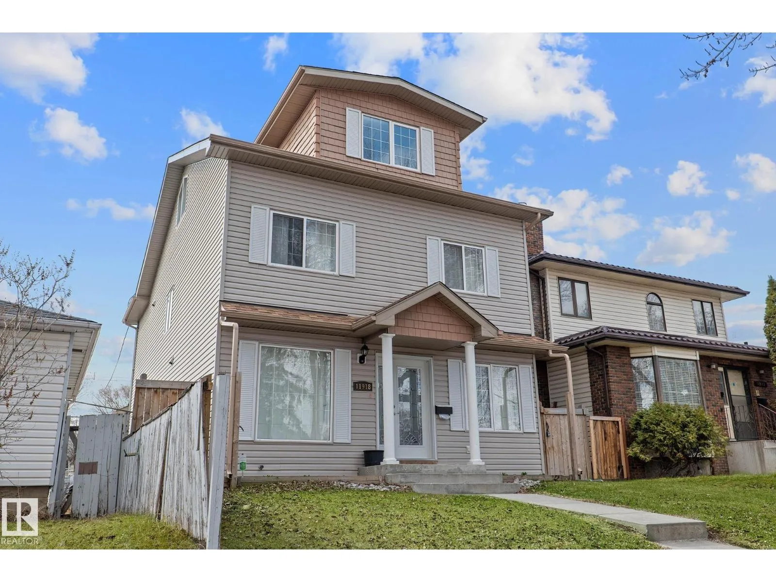 House for rent: 11918 68 St Nw, Edmonton, Alberta T5B 1P7