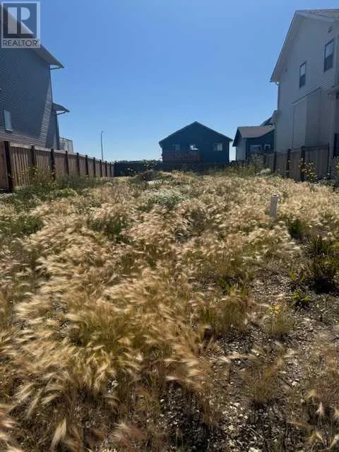 11941 81 Avenue, Grande Prairie, Alberta T8W 0M7