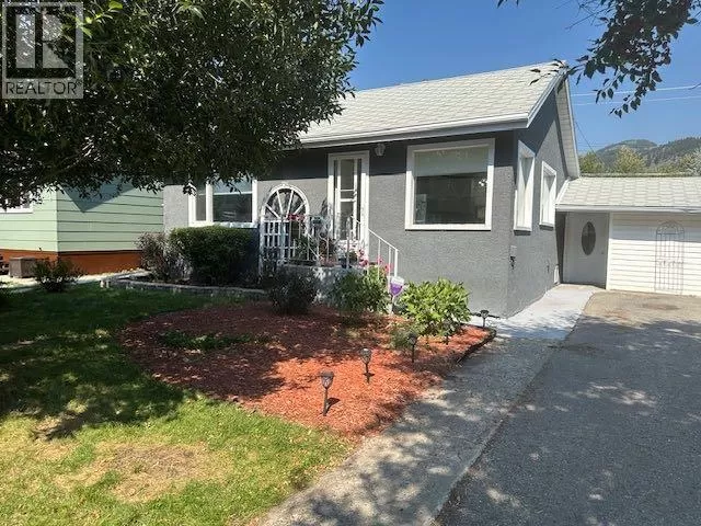 House for rent: 11945 21 Avenue, Blairmore, Alberta T0K 0E0