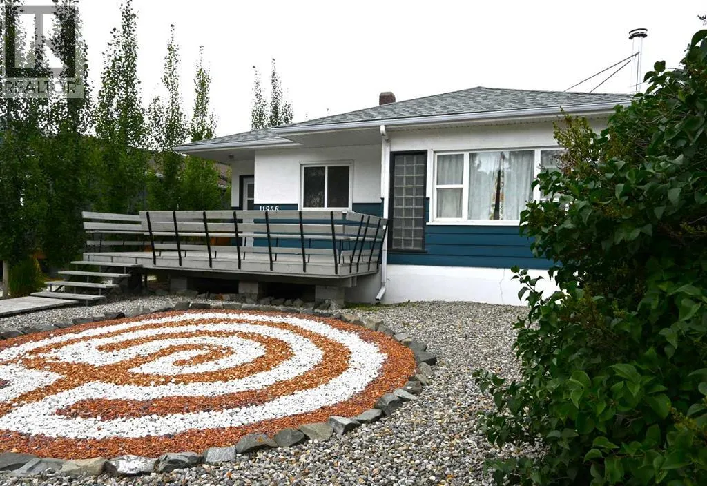 House for rent: 11946 20 Avenue, Blairmore, Alberta T0K 0E0